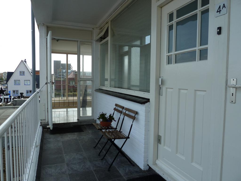Appartement "Zicht Op De Vuurtoren" Noordwijk Ruang foto