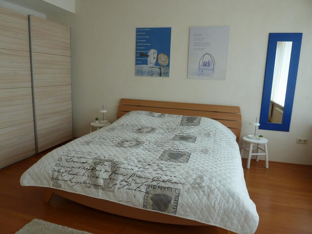 Appartement "Zicht Op De Vuurtoren" Noordwijk Ruang foto